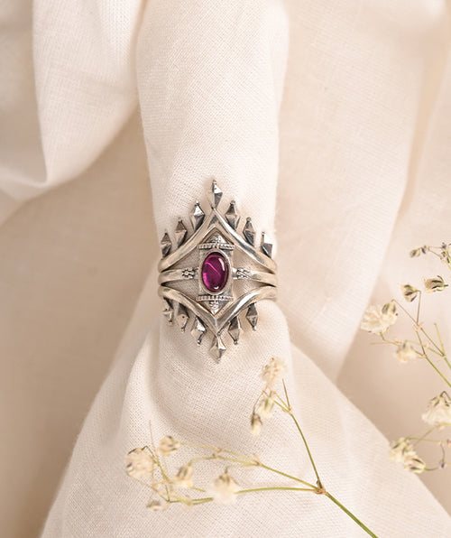 Lal Dhaal Ring