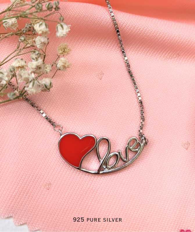 Love pendant chain 2