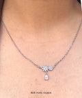 Floral pendant chain