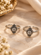 Ornate Pure Silver Toe Ring