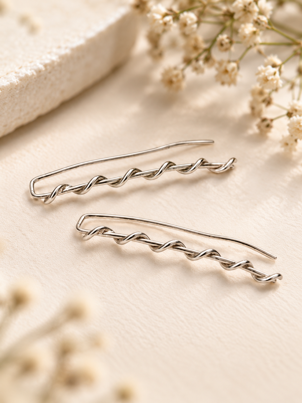 Pure Silver Twisted Earcuff