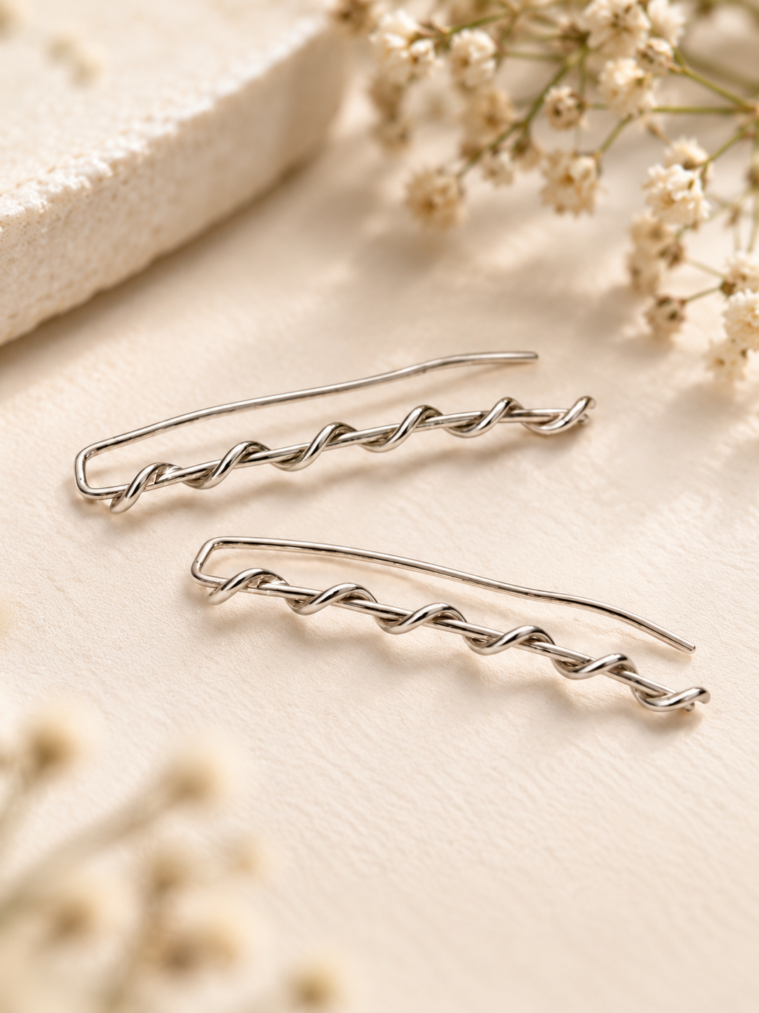 Pure Silver Twisted Earcuff