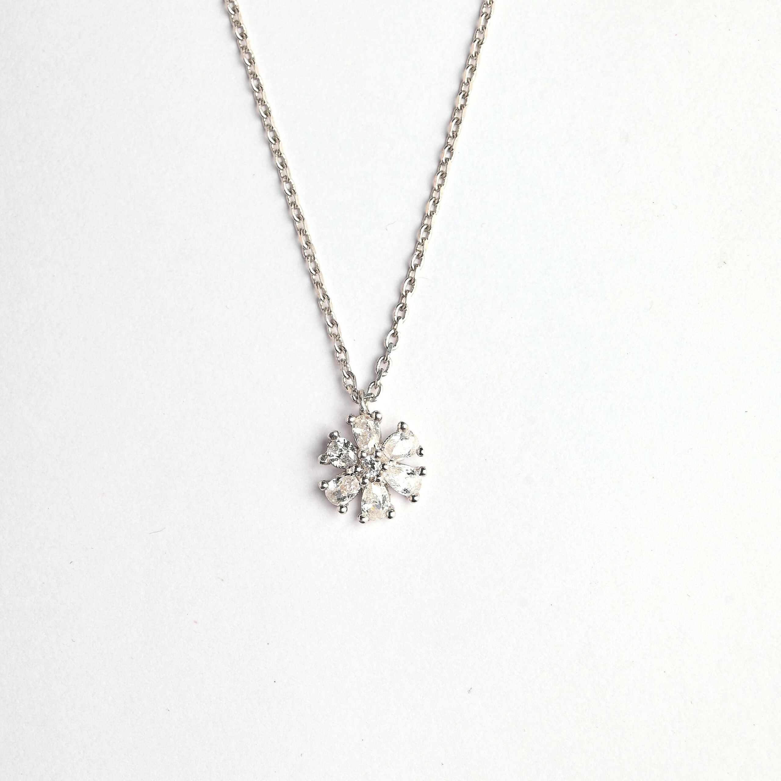 Periwinkle Chain Pendant