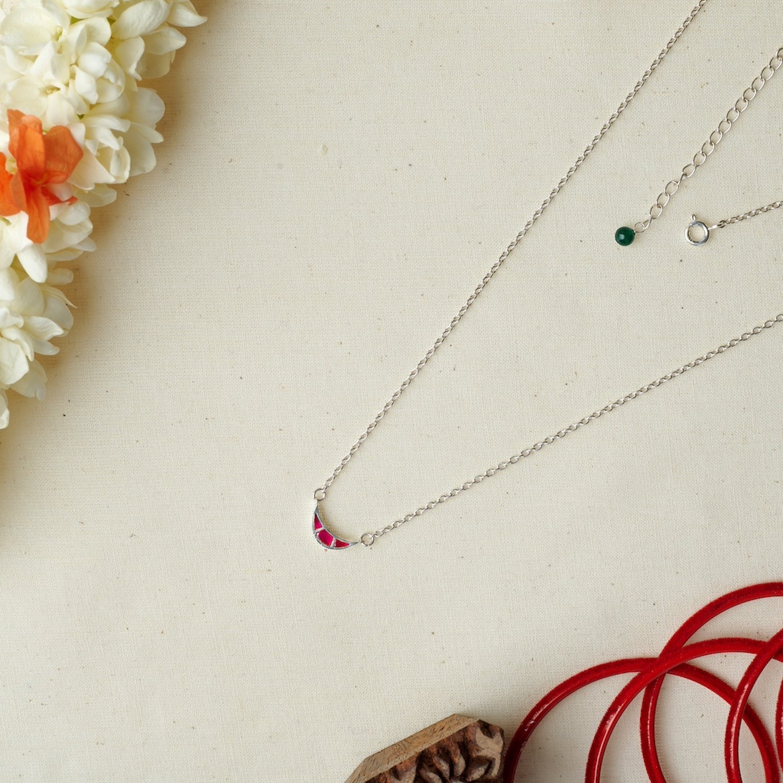 Mini Chand Red Chain Pendant