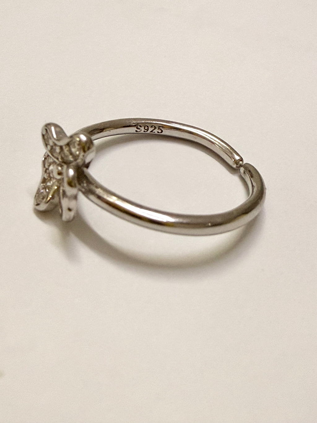 Three Petal 925 Silver Cz Toe Ring