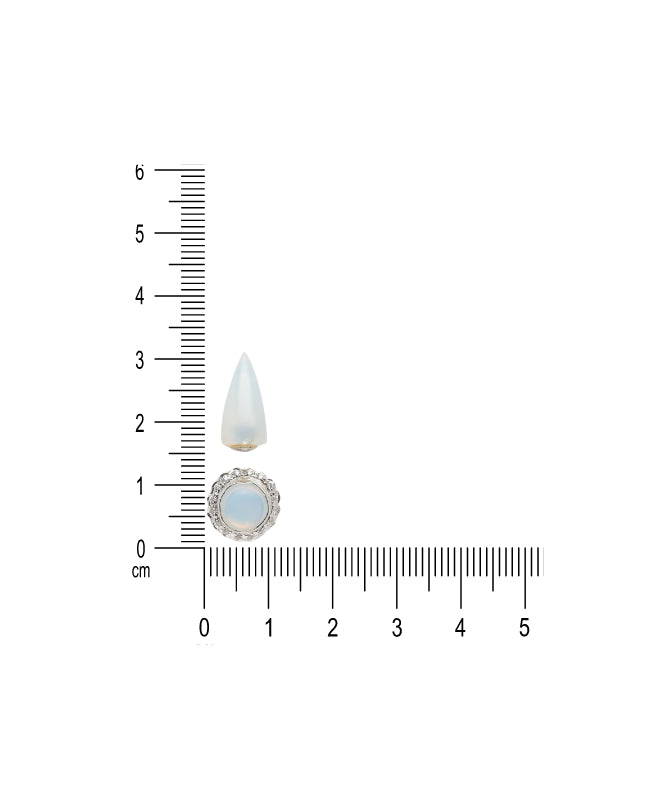 Flower cone white stud