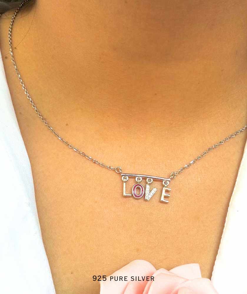 Love pendant chain 1
