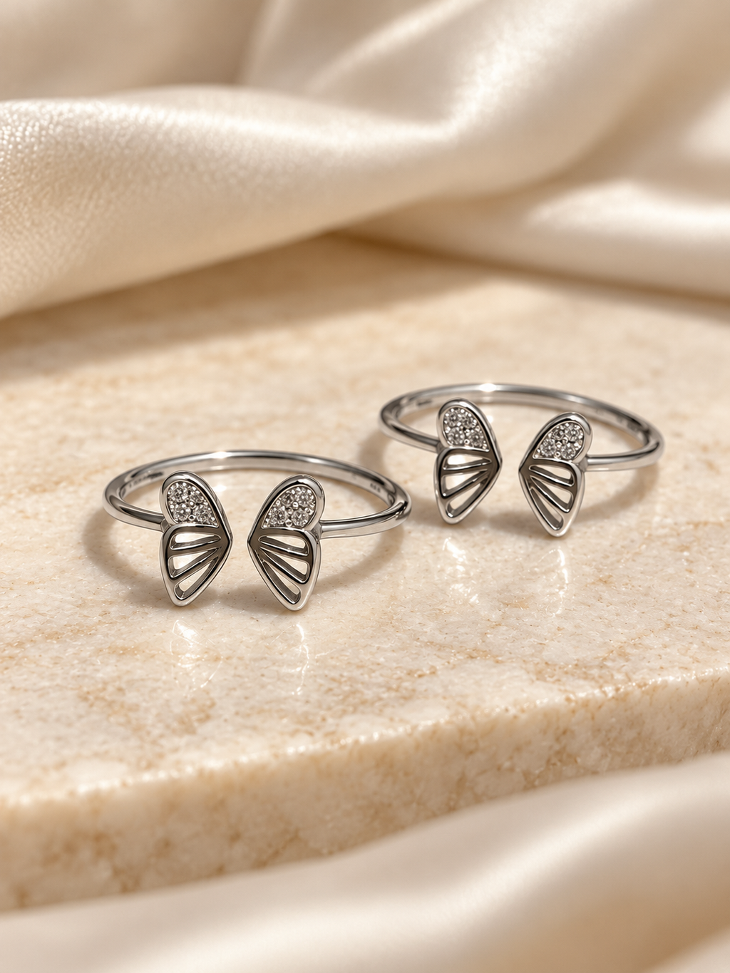Wing 925 Pure Silver Toe Rings for Women with CZ Stones – Adjustable Bichiya Pair