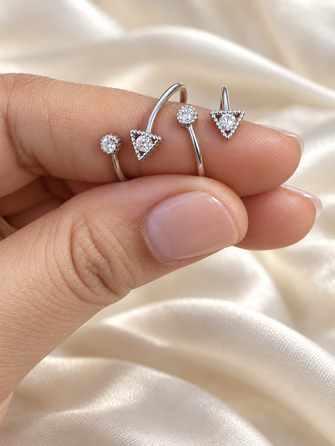 Leaf 925 Pure Silver Toe Rings for Women with CZ Stones – Adjustable Bichiya Pair
